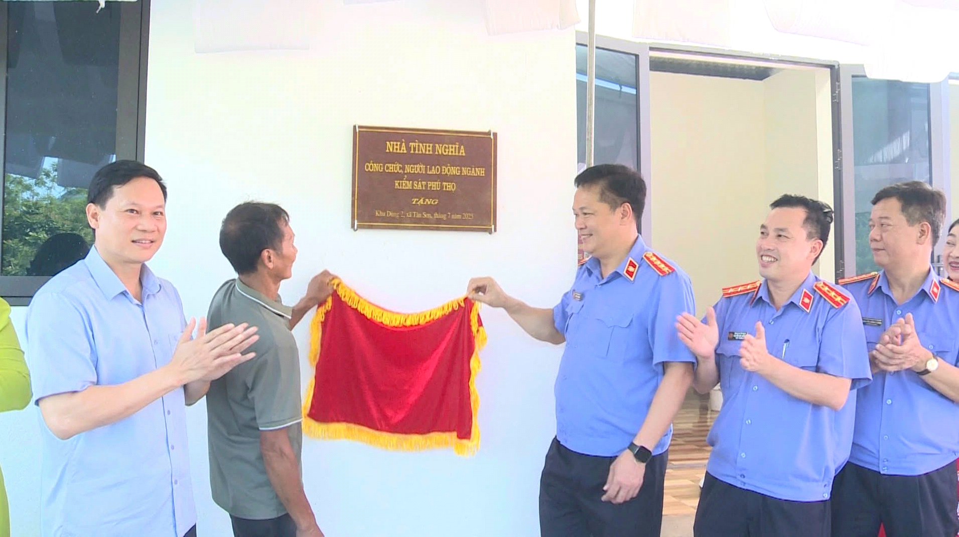 anh tin bai
